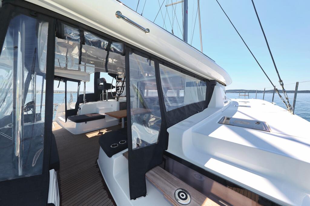 Catamaran 