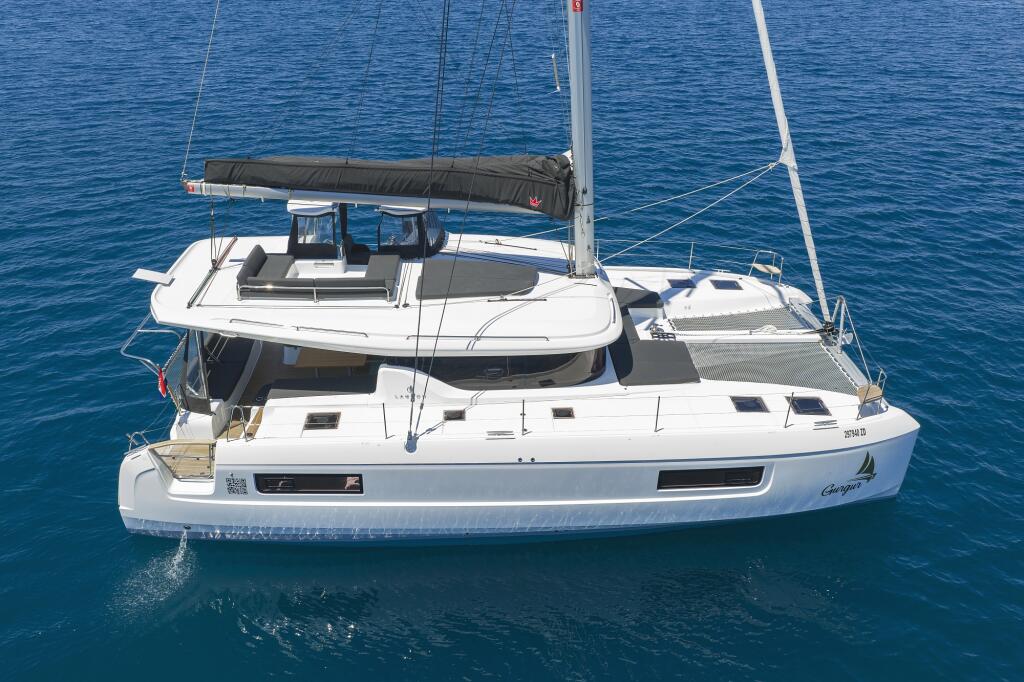 Catamaran 