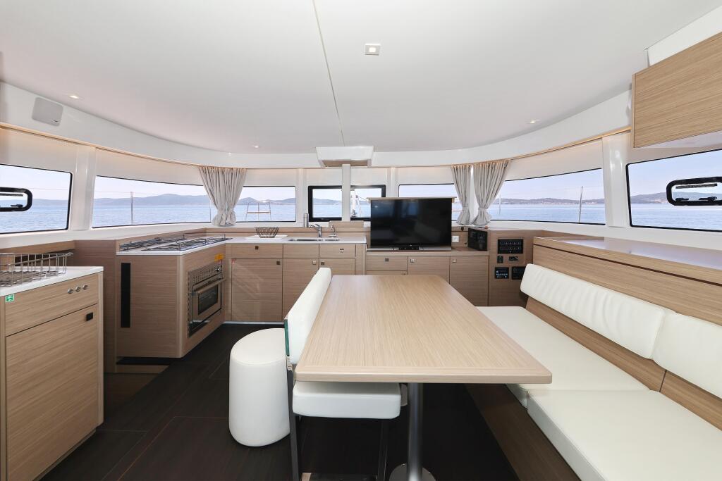 Catamaran 