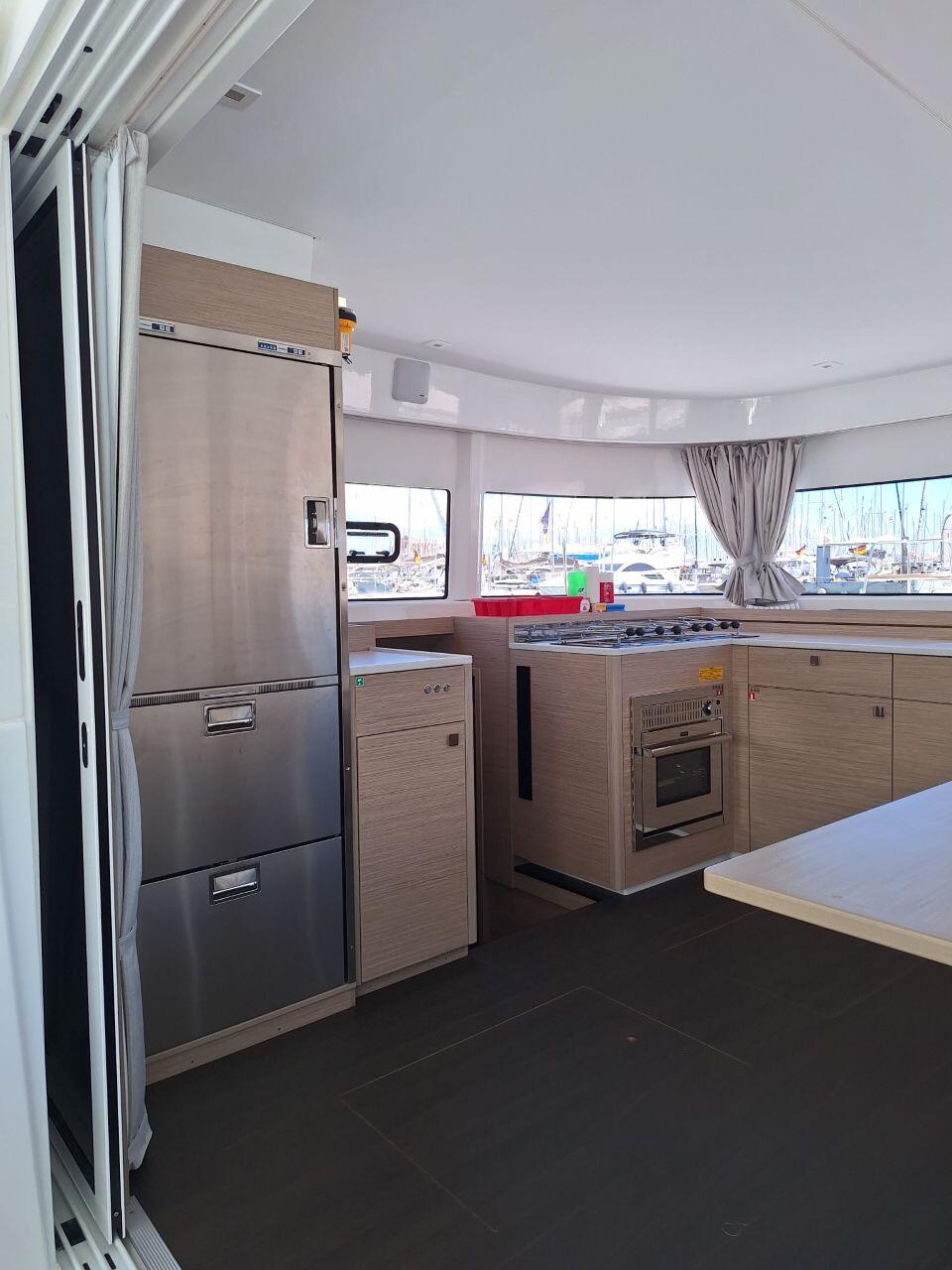 Catamaran 