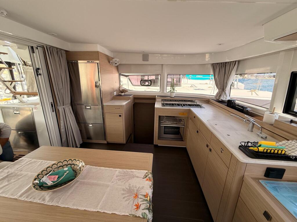 Catamaran 