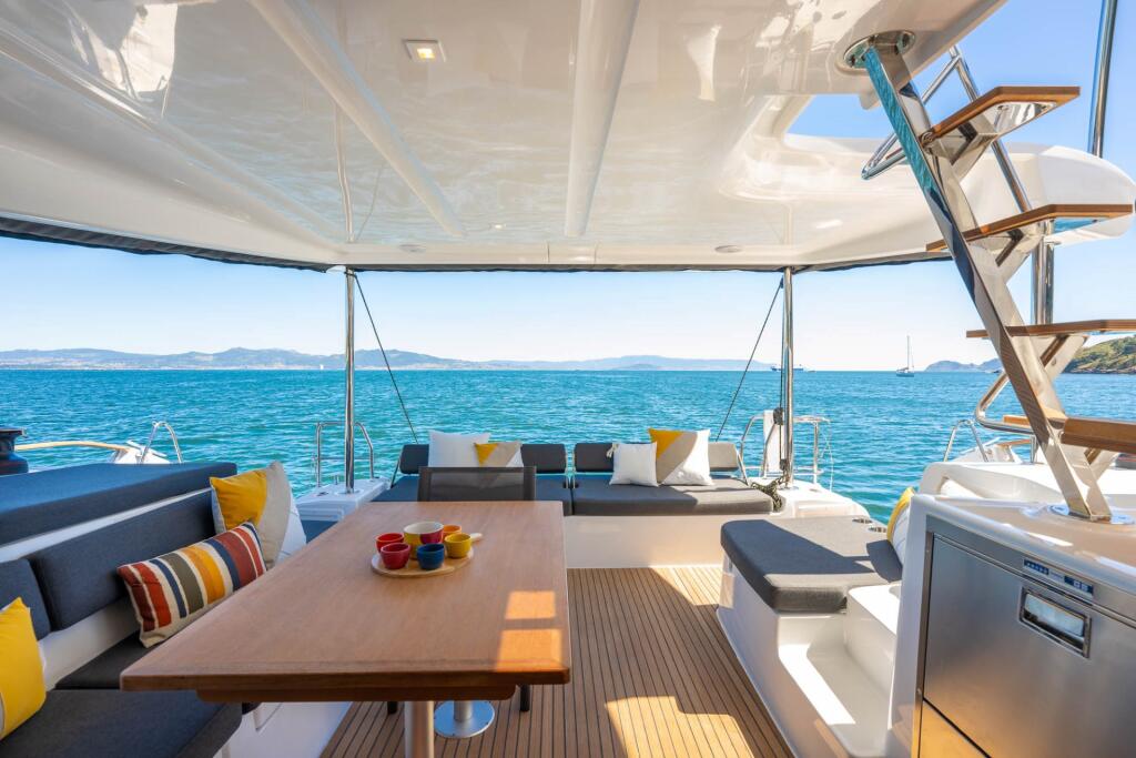 Catamaran 