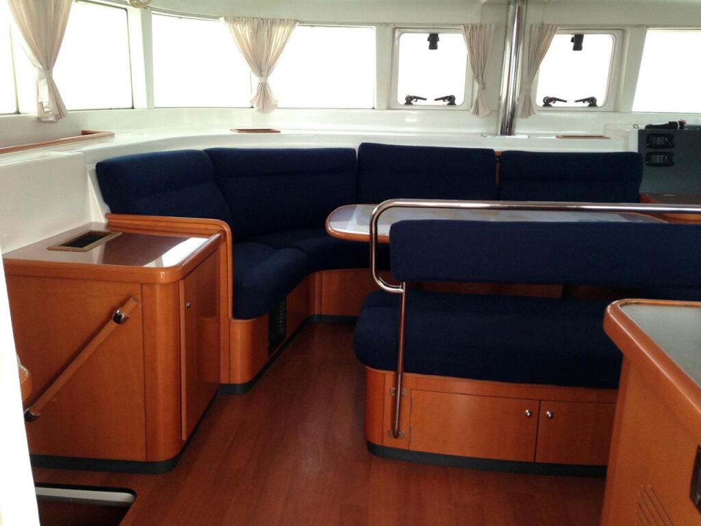 Catamaran 