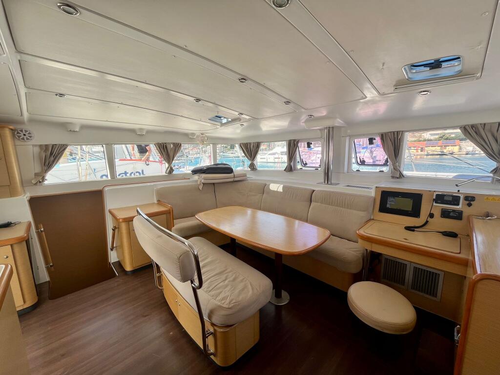Catamaran 