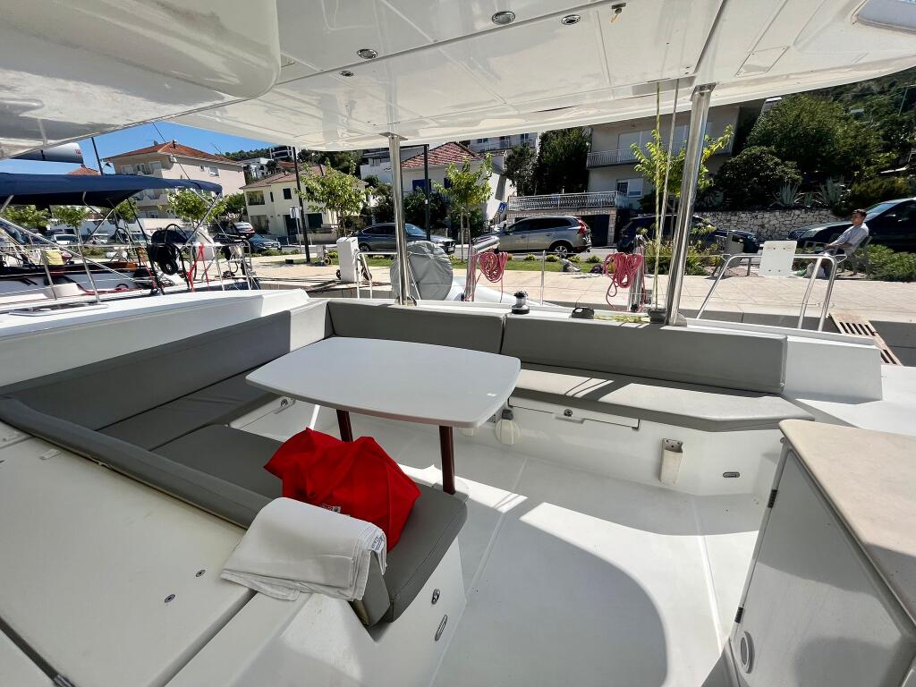 Catamaran 