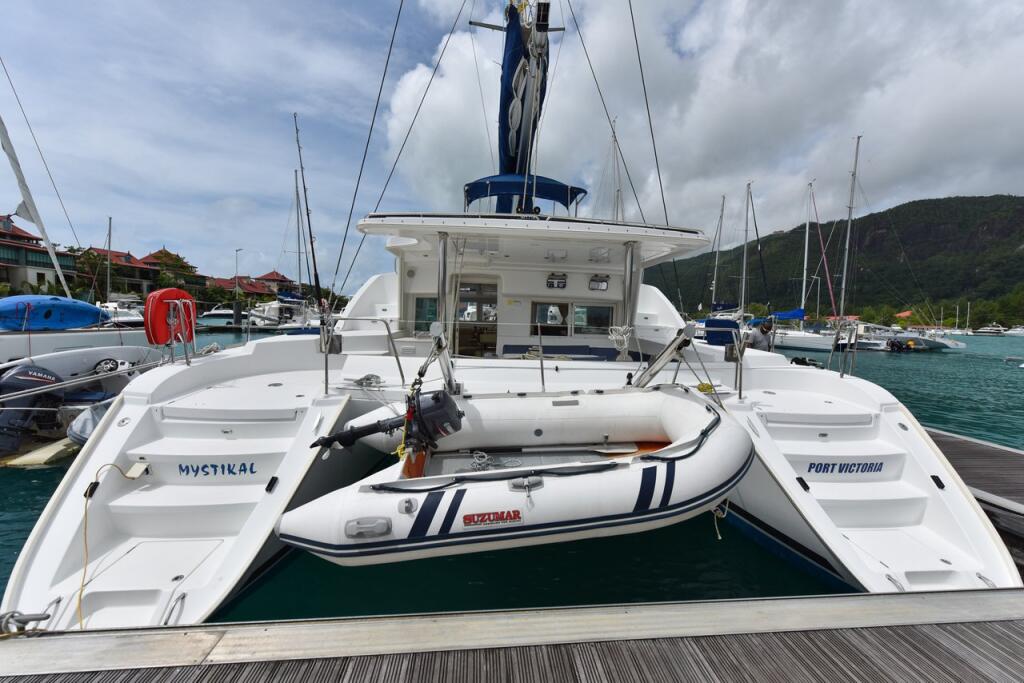 Catamarán 