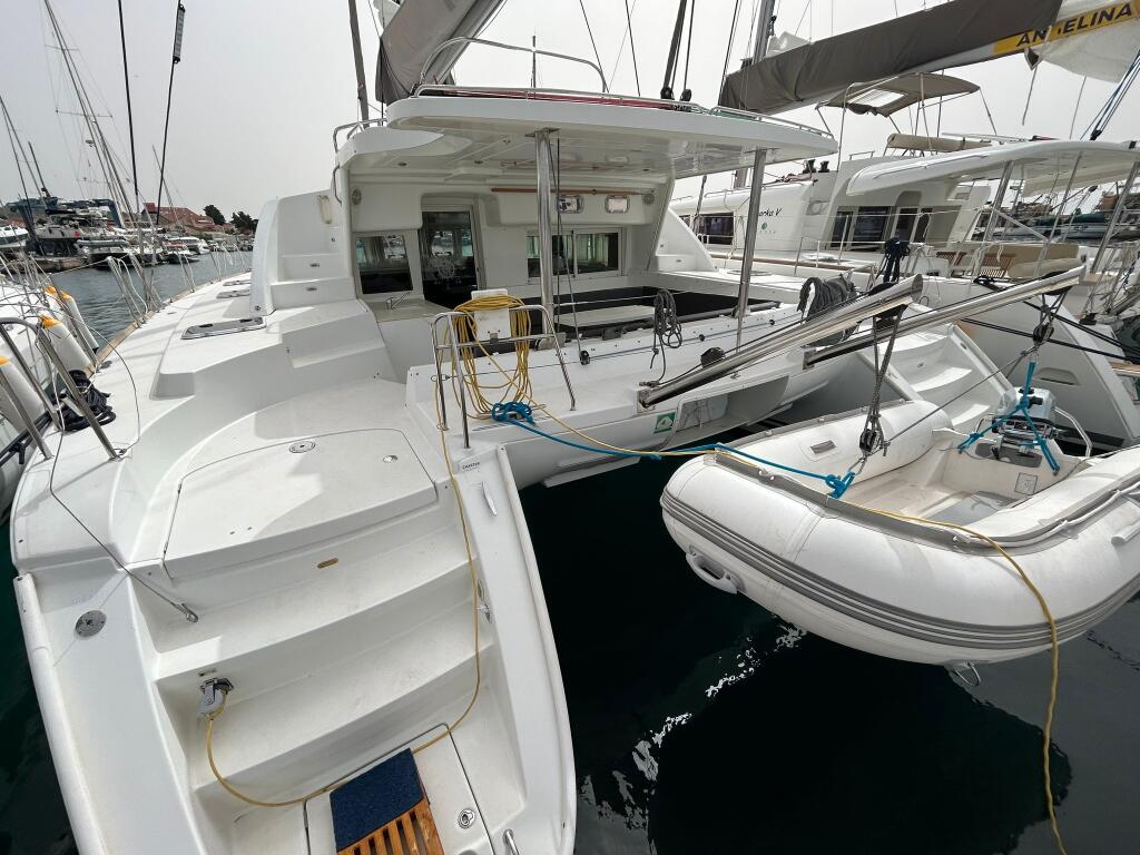 Catamaran 
