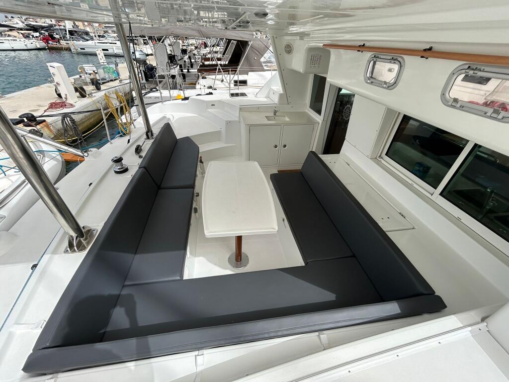 Catamaran 