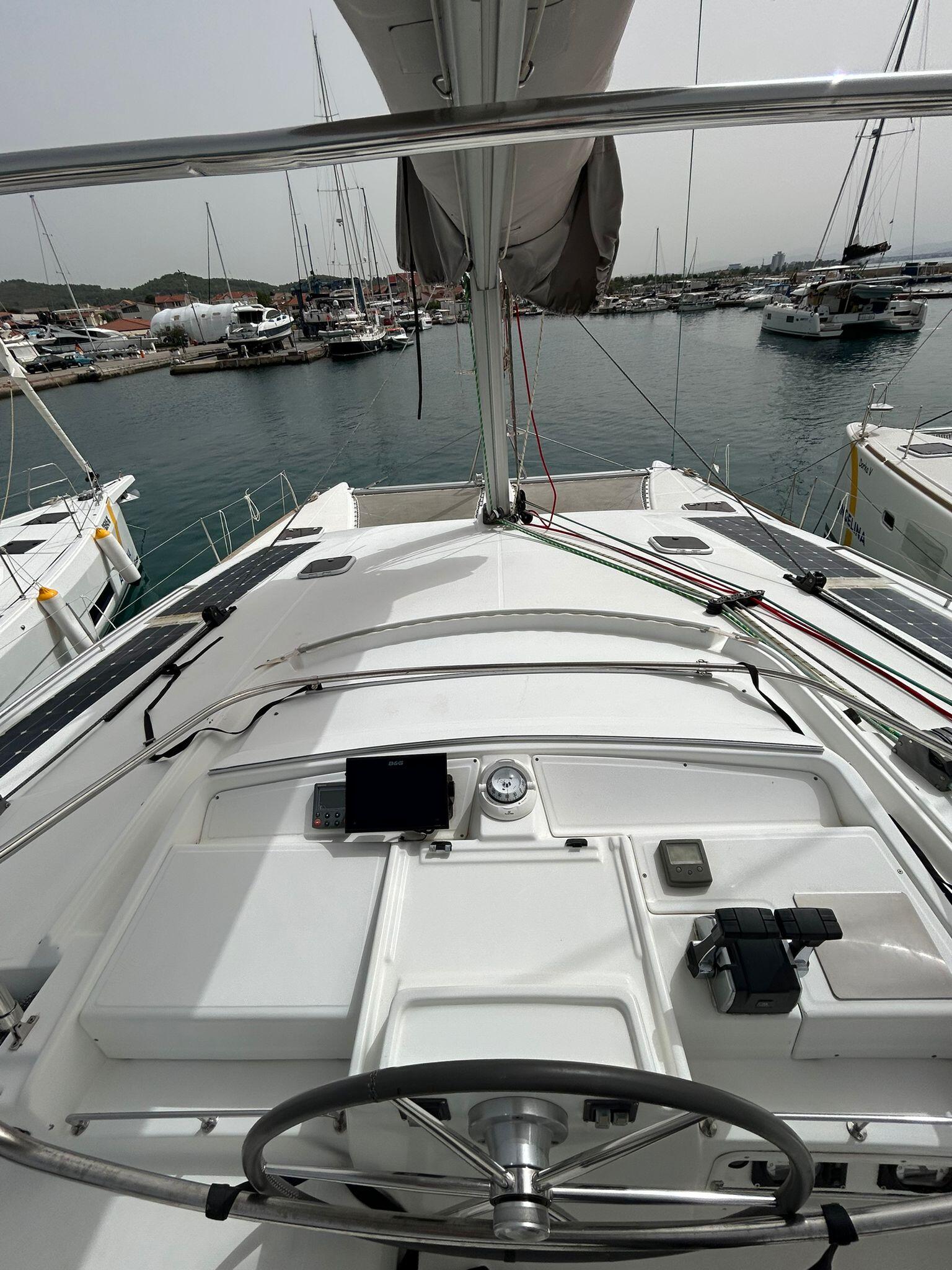 Catamaran 