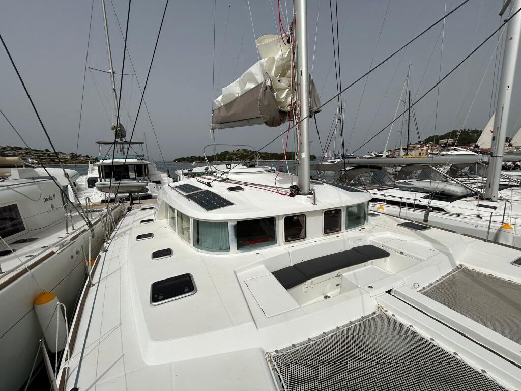 Catamaran 