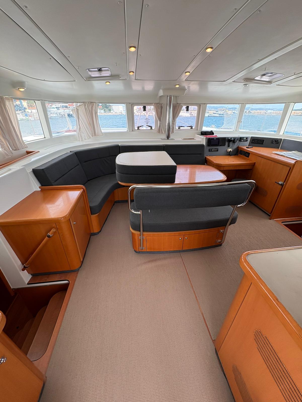 Catamaran 