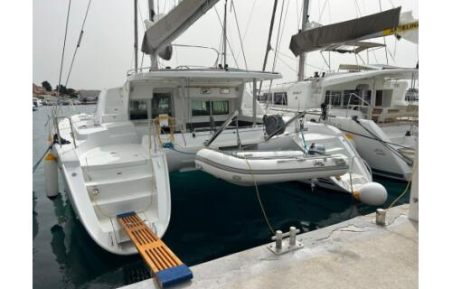 Catamaran 