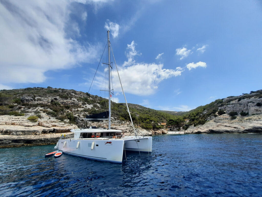 Catamaran 