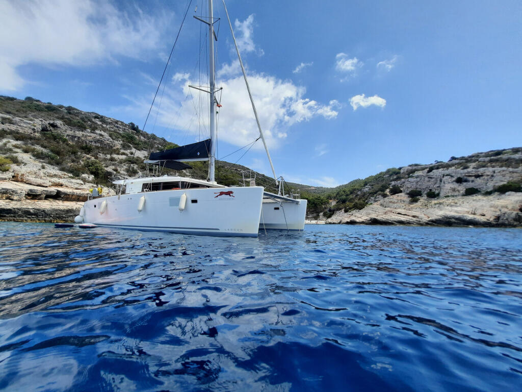 Catamaran 
