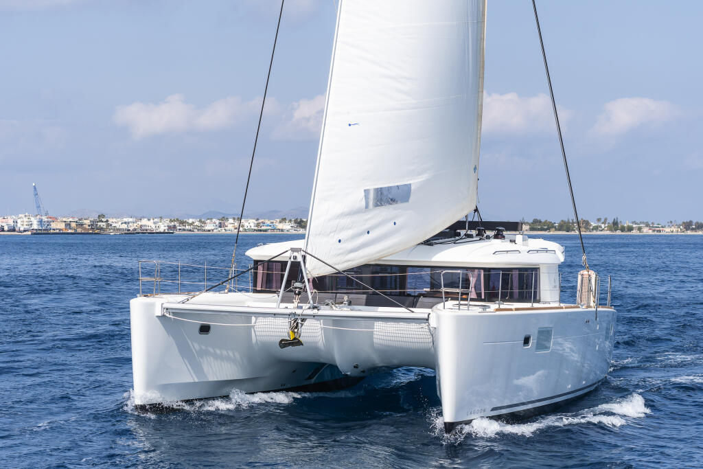 Catamaran 