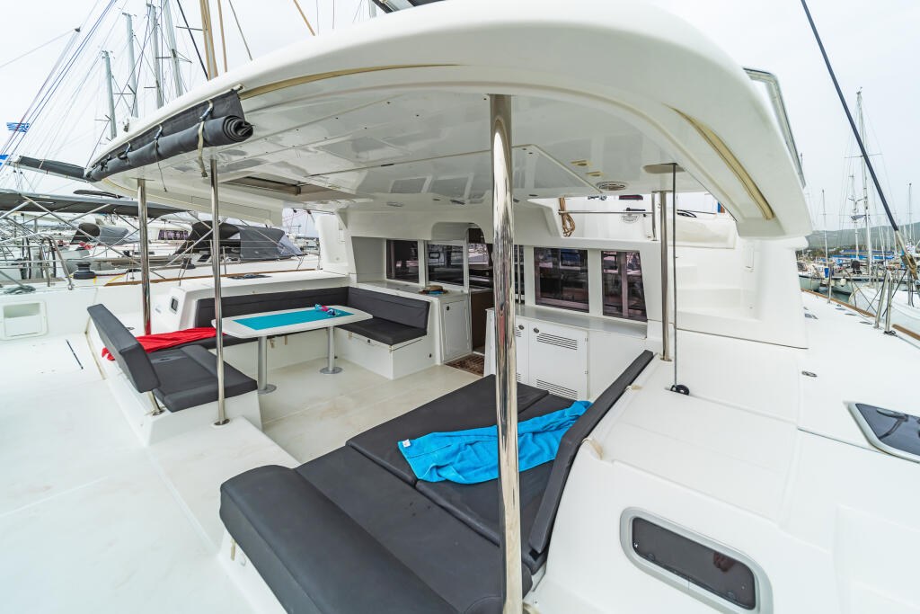 Catamaran 