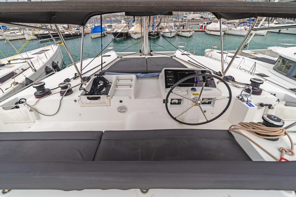 Catamaran 