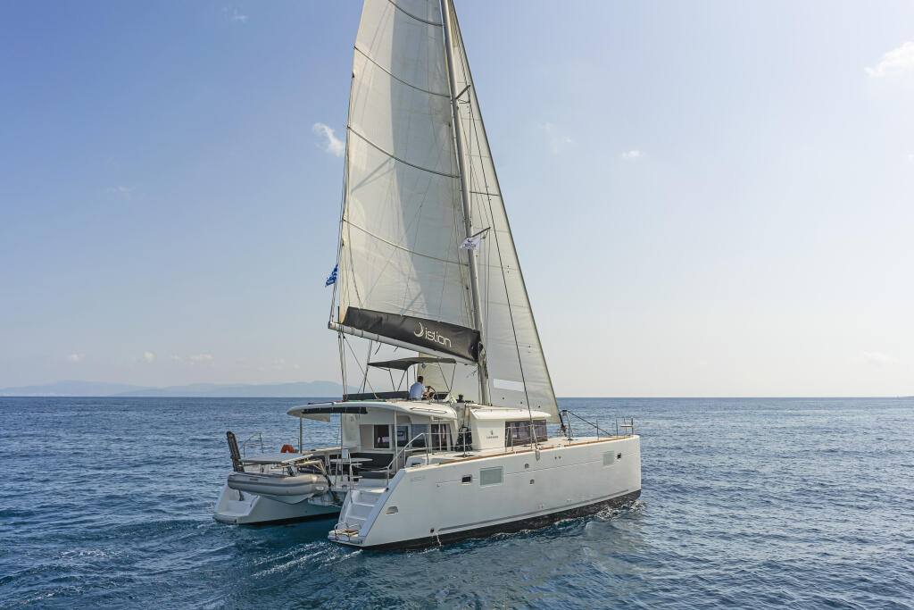Catamaran 