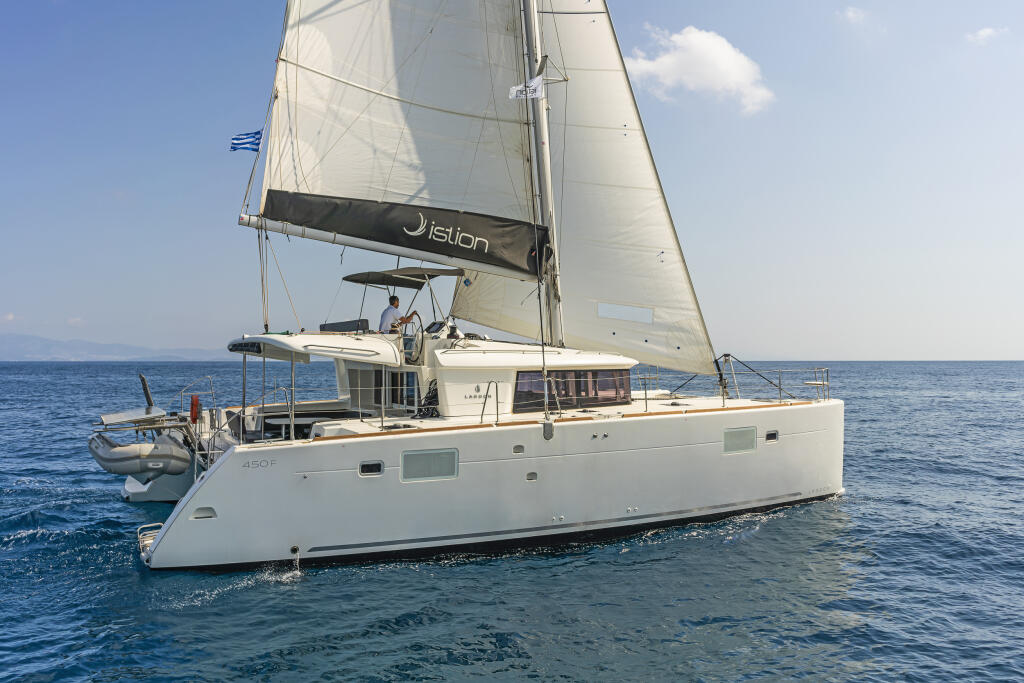 Catamaran 