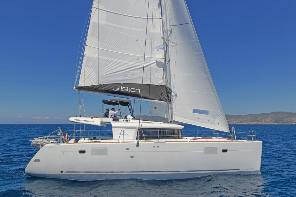 Catamaran 