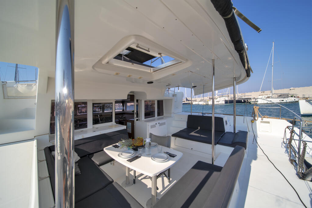 Catamaran 