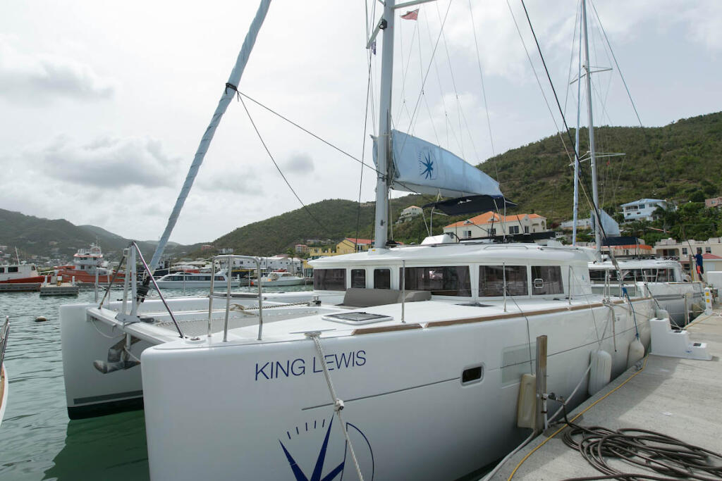 Catamaran 