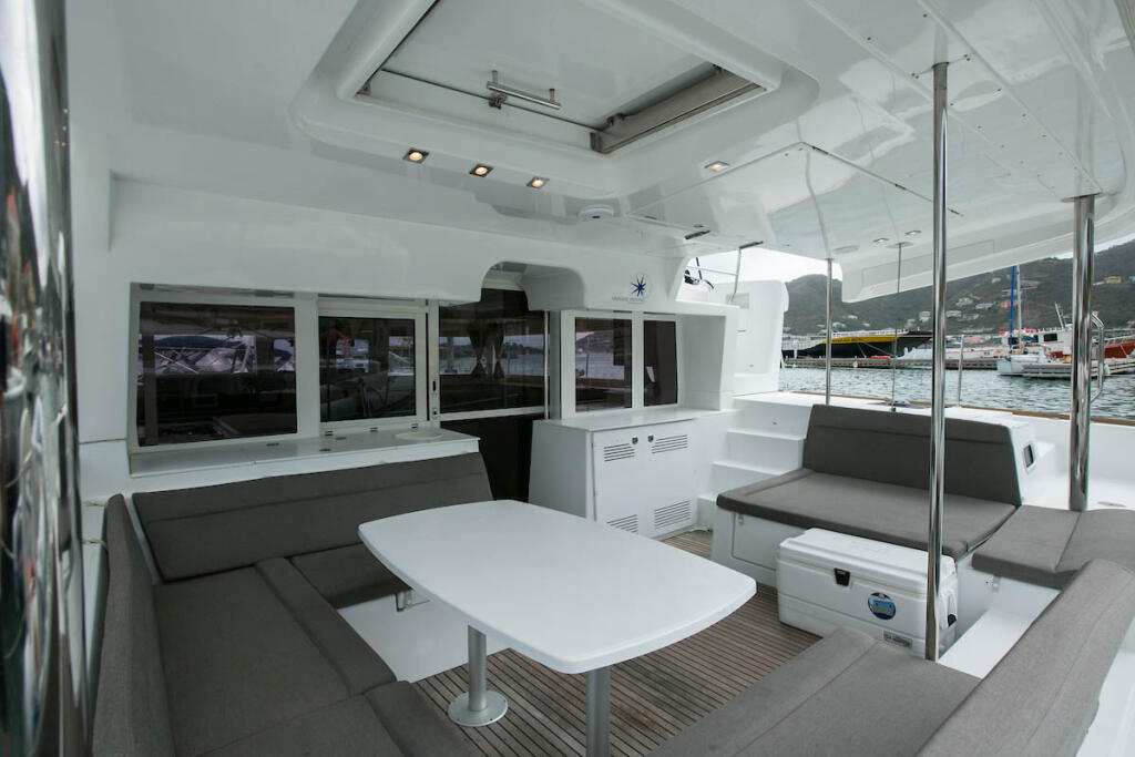 Catamaran 