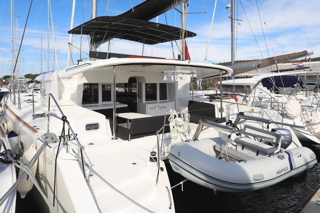 Catamaran 
