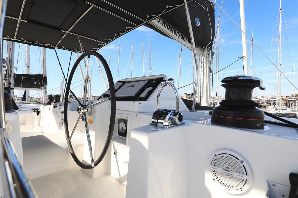 Catamaran 