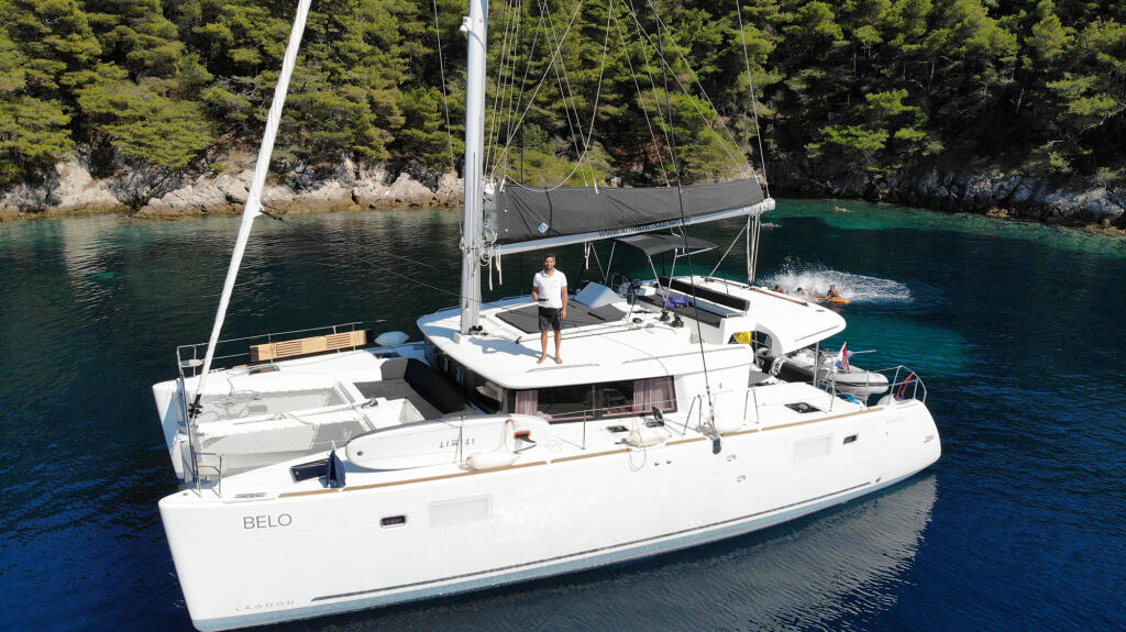 Catamaran 