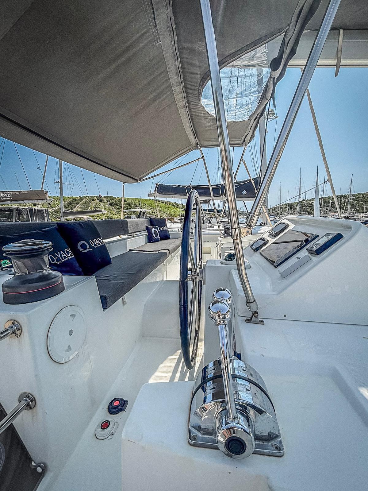 Catamaran 