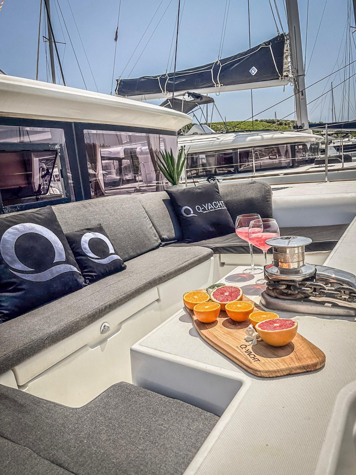 Catamaran 