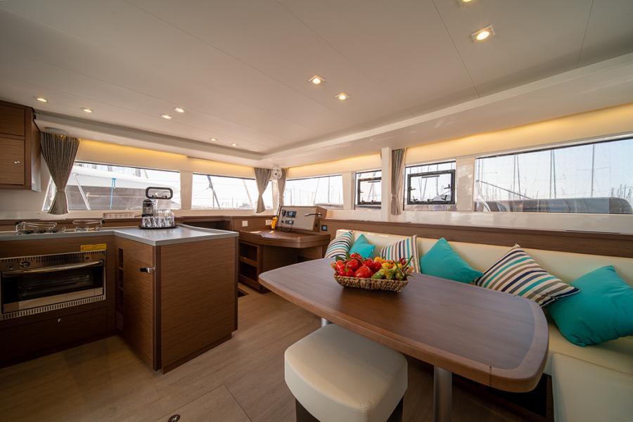 Catamaran 