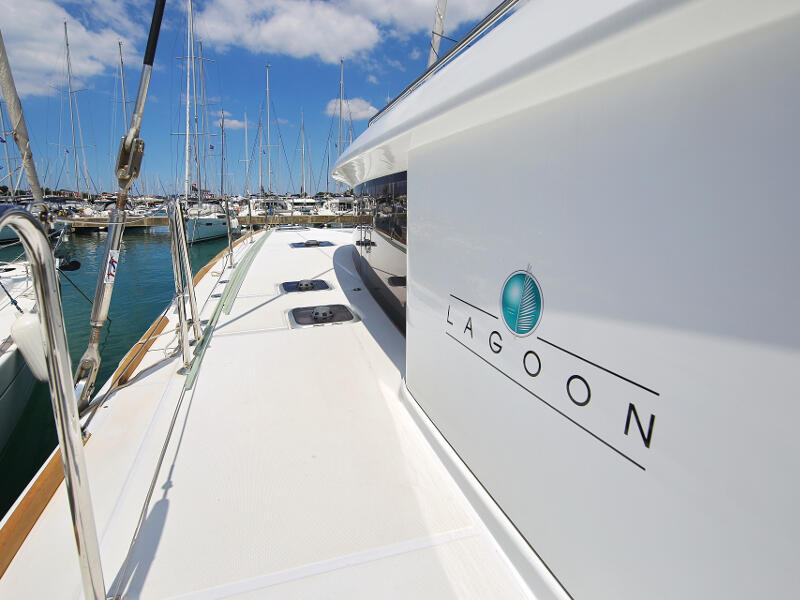 Catamaran 