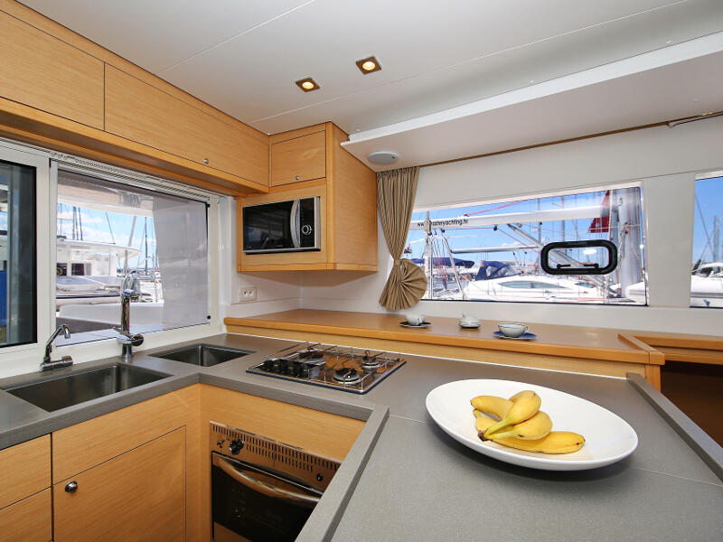 Catamaran 