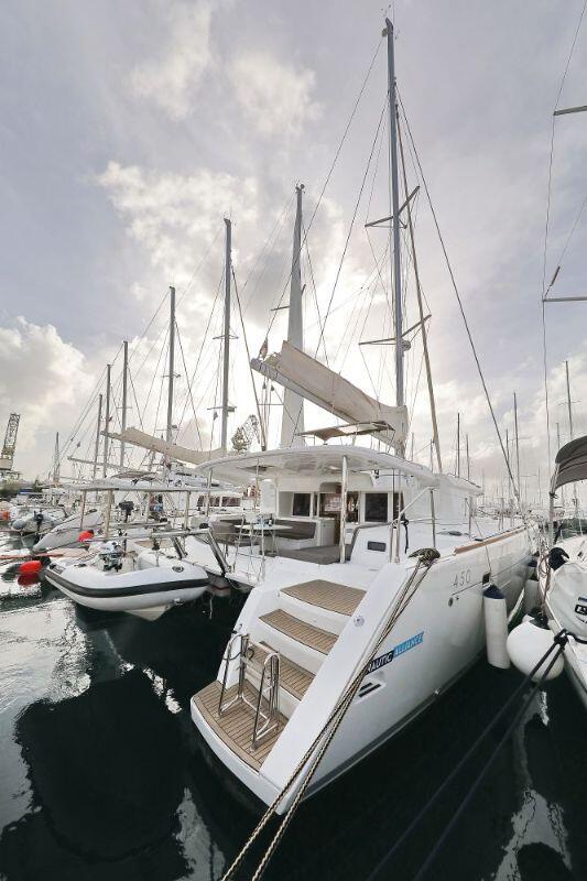 Catamaran 
