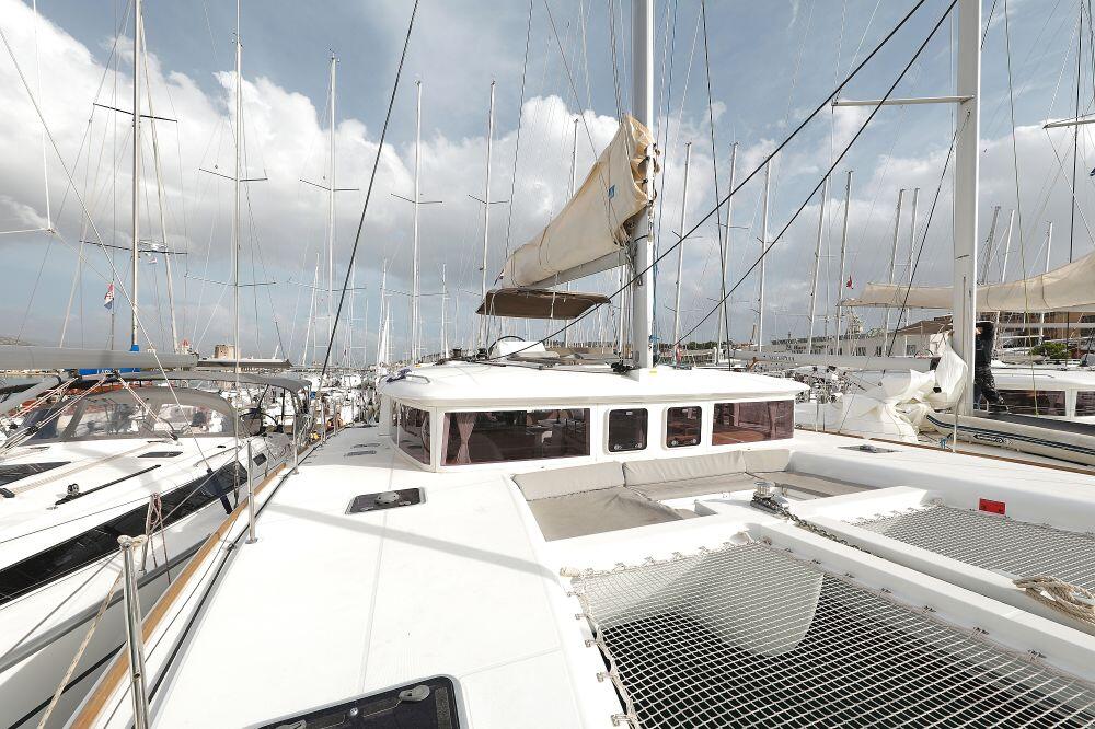 Catamaran 