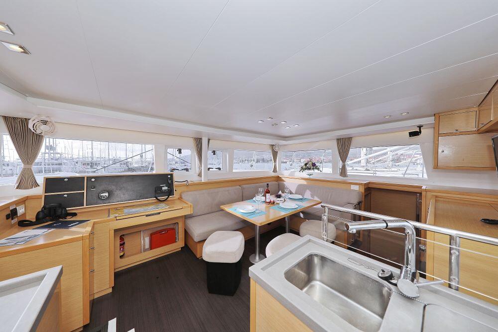 Catamaran 