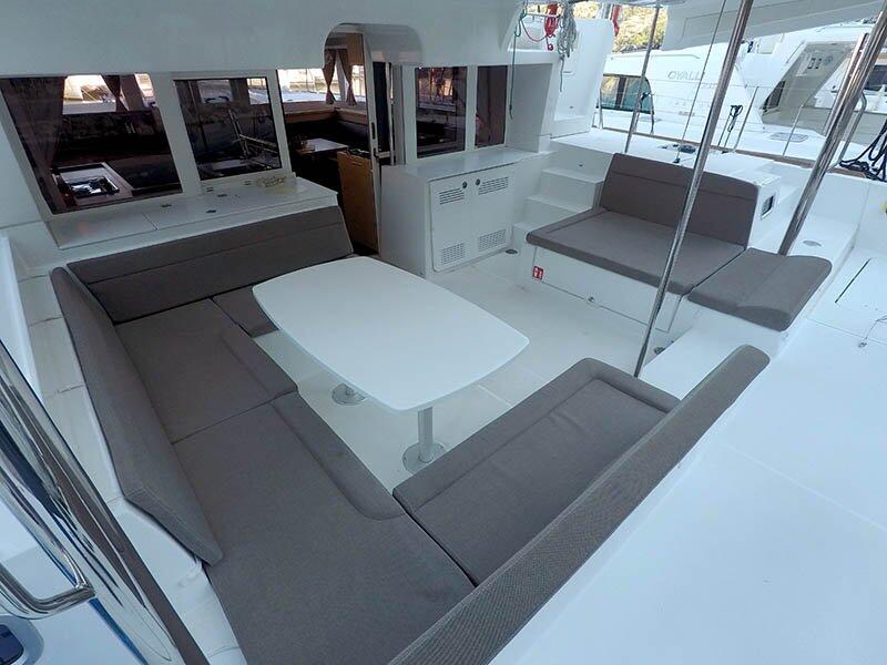 Catamaran 