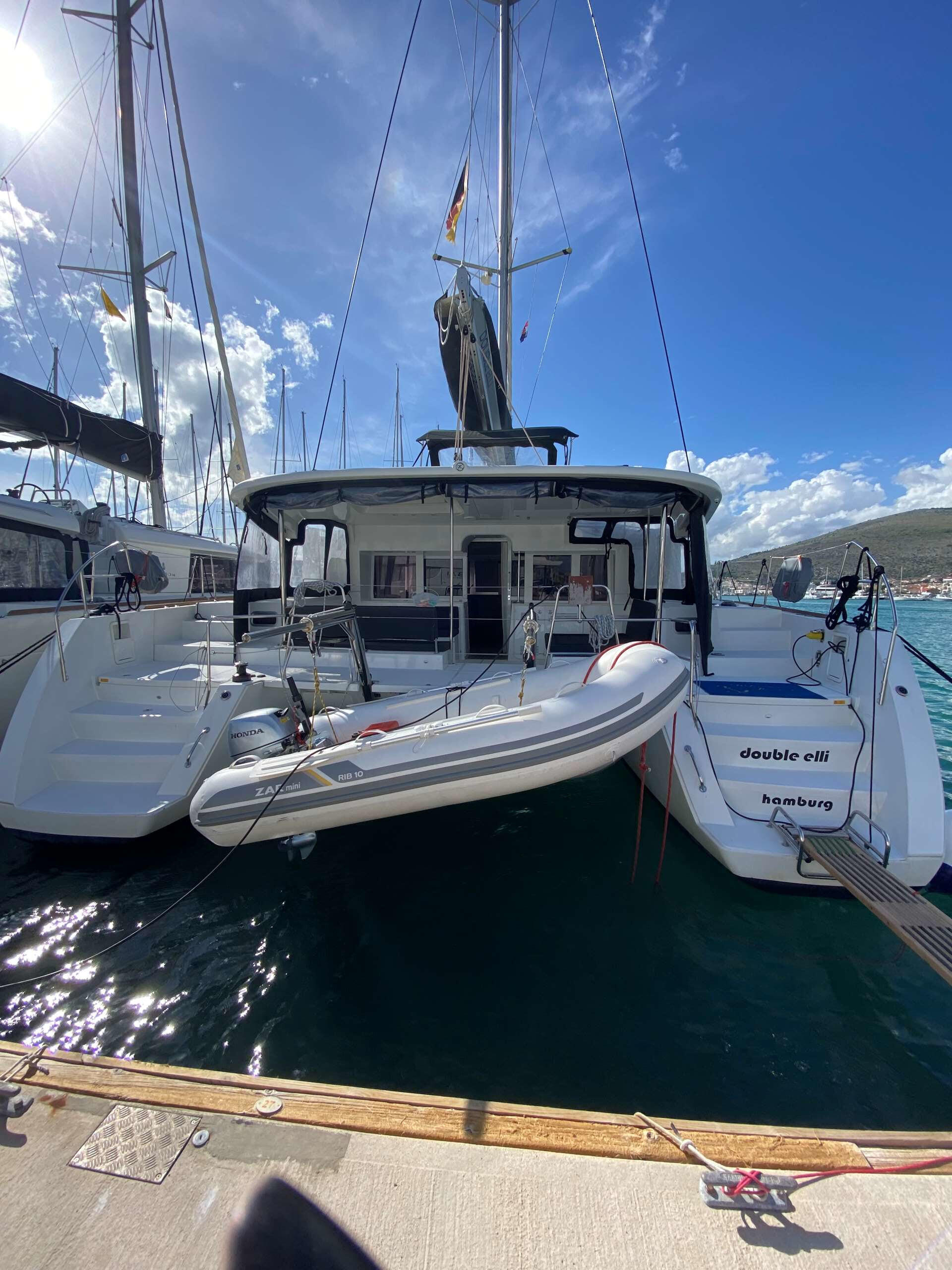 Catamaran 
