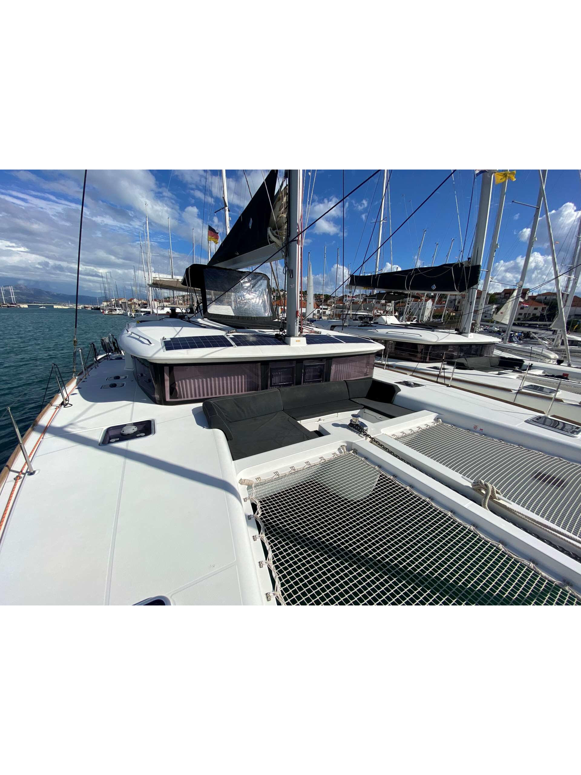 Catamaran 