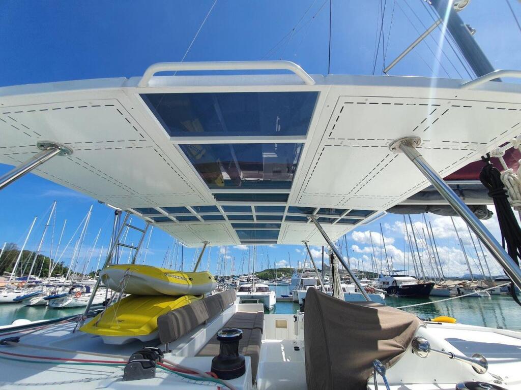 Catamaran 