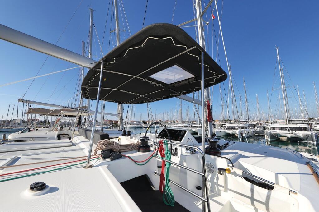 Catamaran 