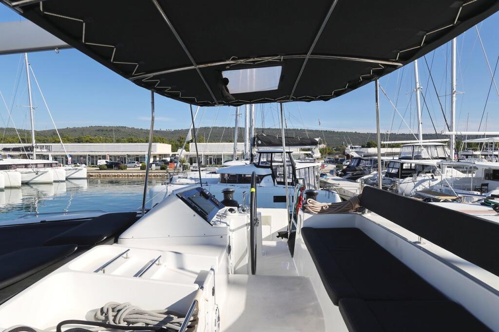 Catamaran 
