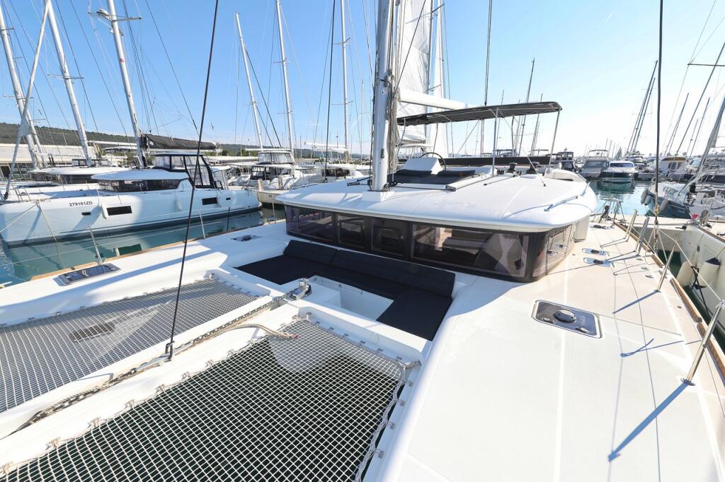 Catamaran 