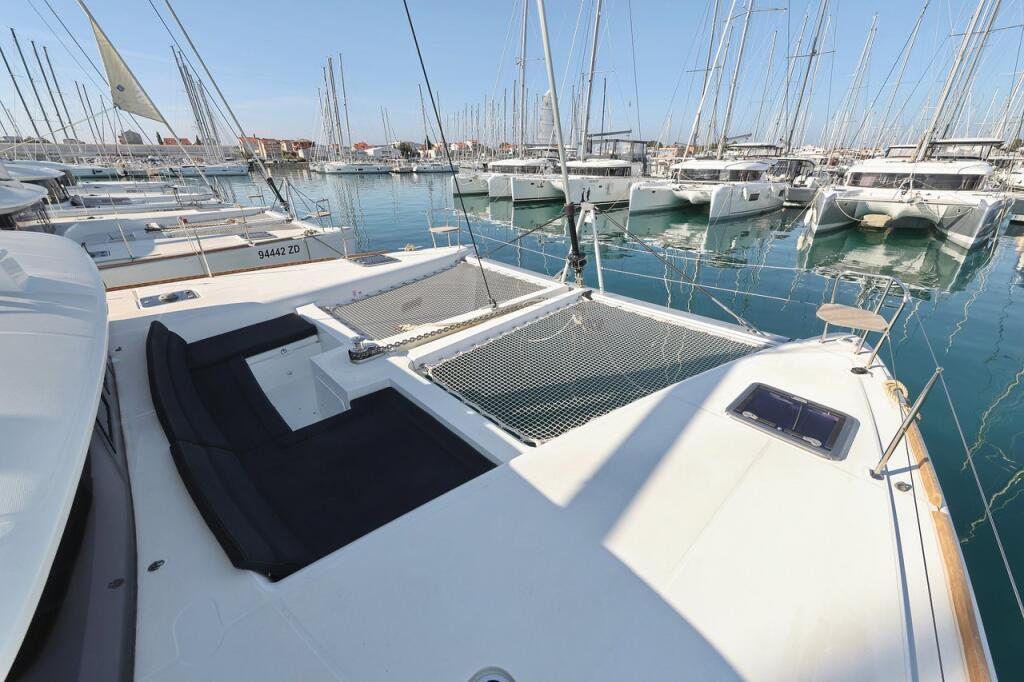 Catamaran 