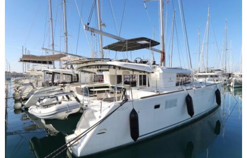 Catamaran 