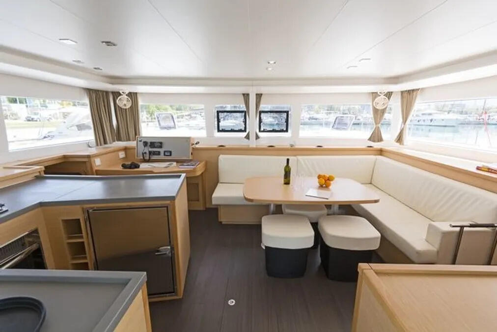 Catamaran 