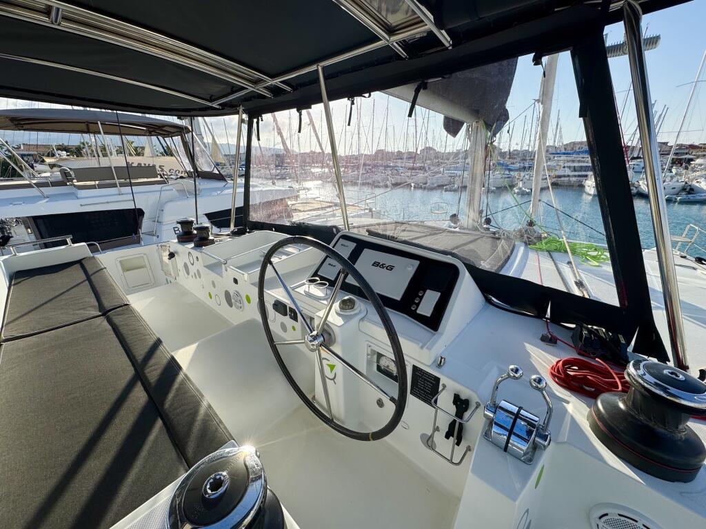 Catamaran 