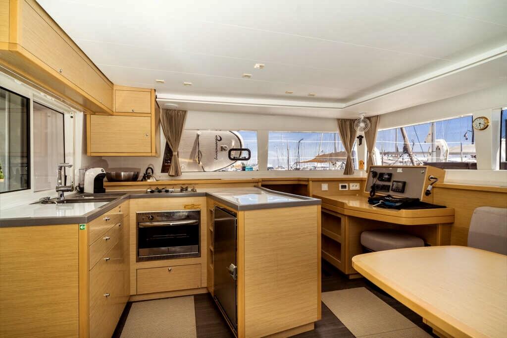 Catamaran 
